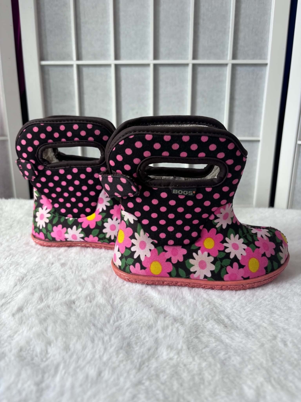 Bogs Kids Pink Floral and Polka Dot Rain Boots - Picture 6 of 7